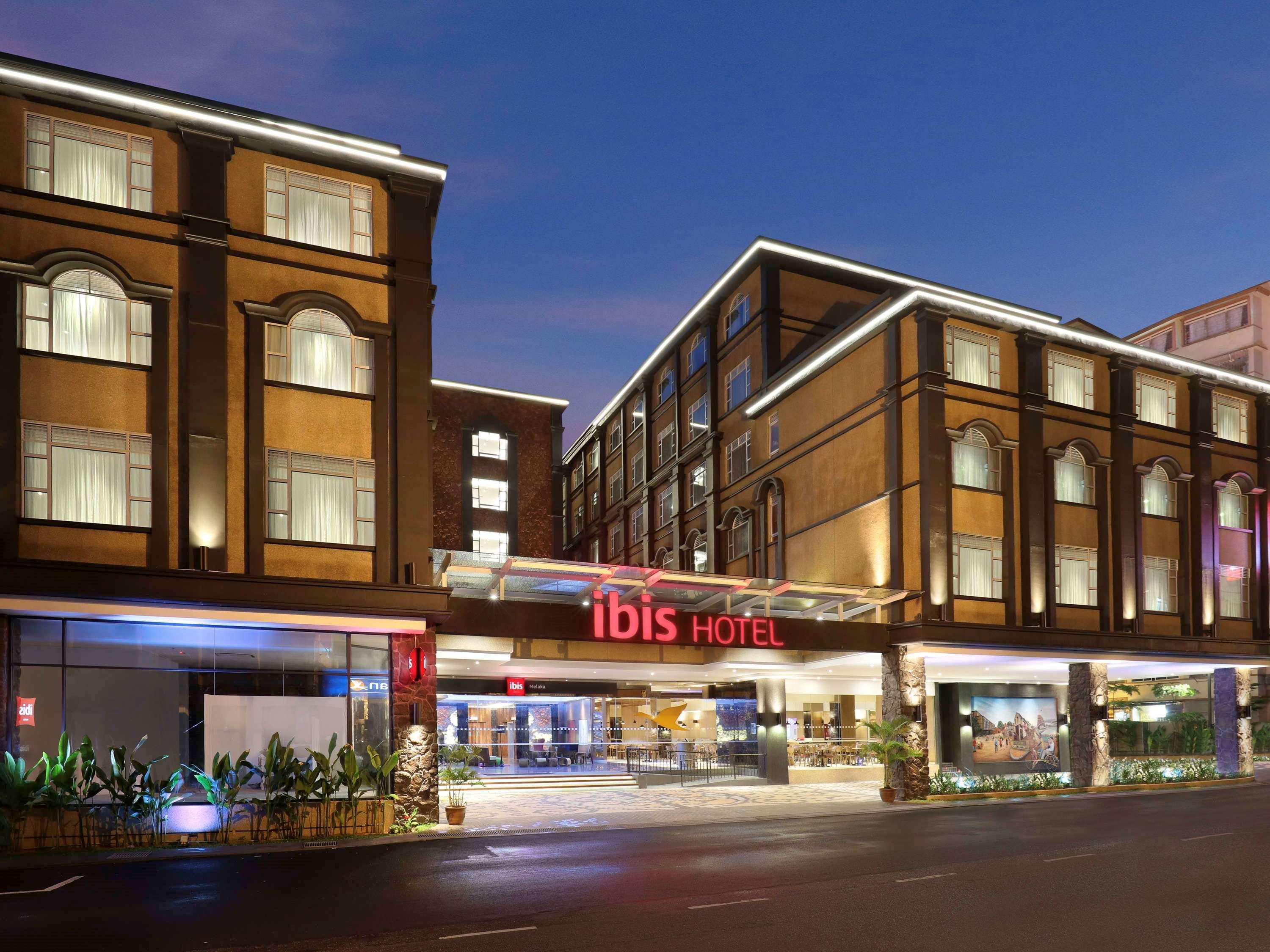 Ibis Melaka Hotel Exterior foto