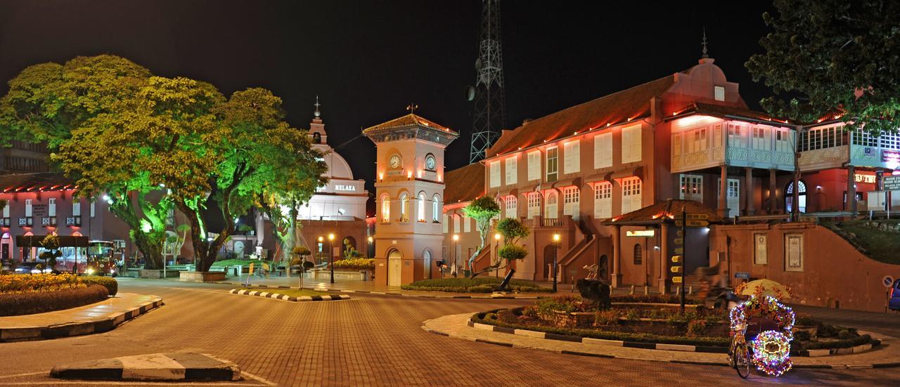 Ibis Melaka Hotel Exterior foto